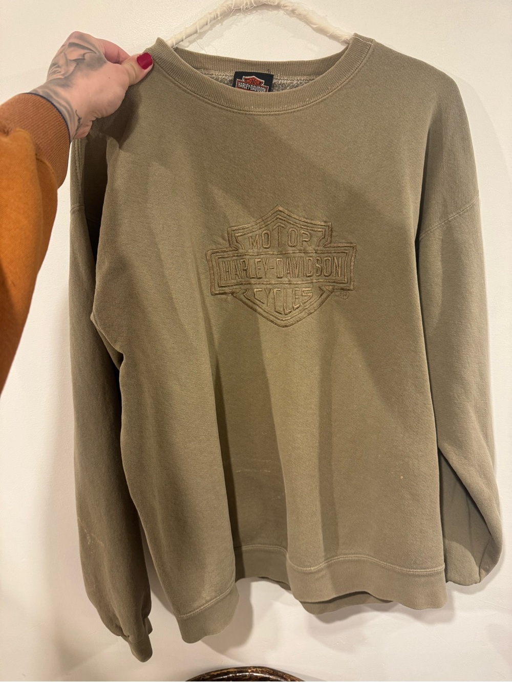 Vintage Harley-Davidson Men's tan Crewneck Sweatshirt